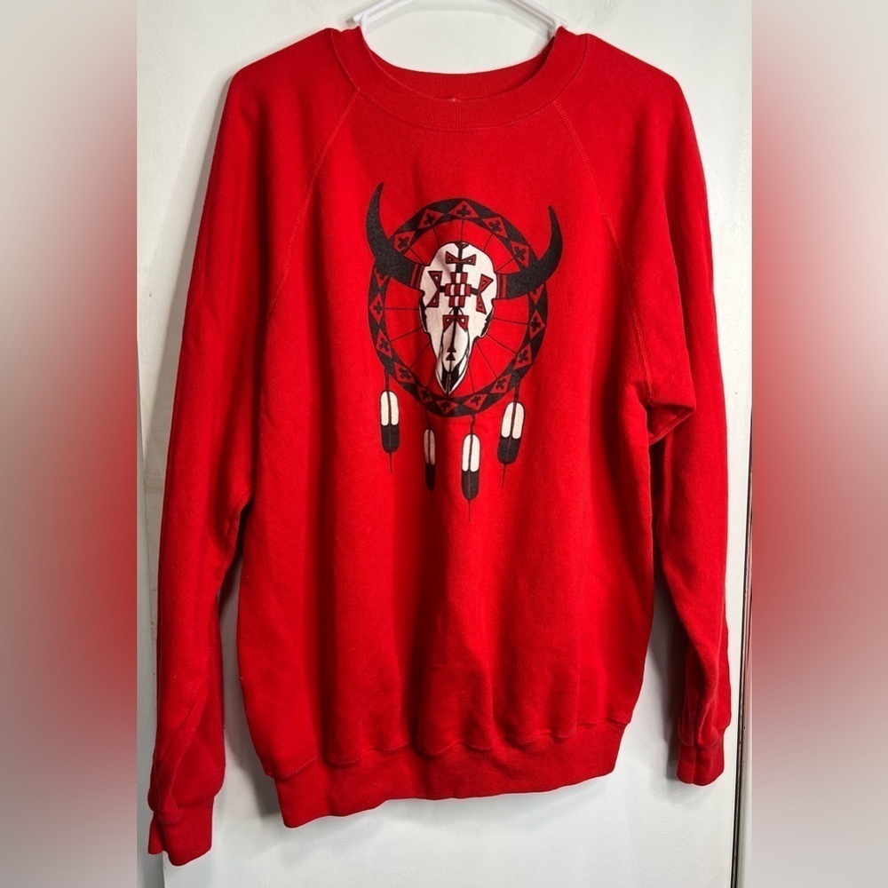 Buffalo Skull Pullover Crewneck Red Graphic Size XL Unisex